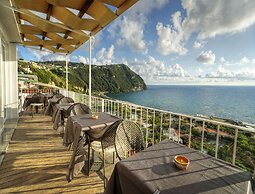 Forio- Ischia With a Breathtaking View of Citara for 6 in Communicatin