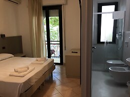 Vinsea Hotel
