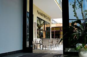 Vinsea Hotel