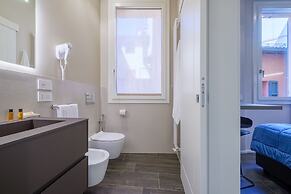 Golden Suite by Studio Vita