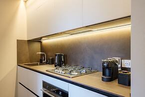 Golden Suite by Studio Vita