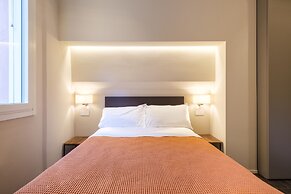 Golden Suite by Studio Vita