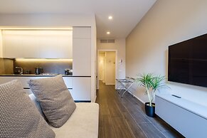 Golden Suite by Studio Vita