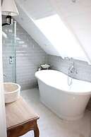 Beautiful 3-bed Country House in Lossiemouth