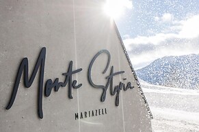 Hideaway Hotel Montestyria Chalets & Suiten