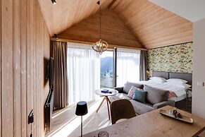 Hideaway Hotel Montestyria Chalets & Suiten