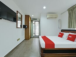 OYO 90780 J Hotel Bukit Bintang