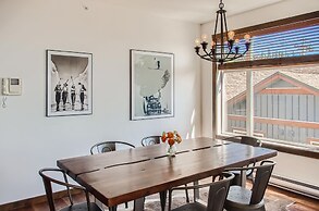 The Crescent by Okanagan Premier