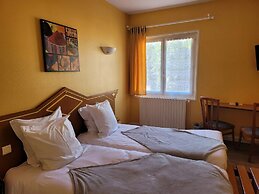 Auberge De L'Olive