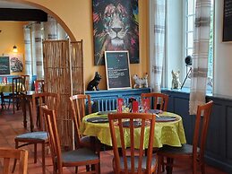 Auberge De L'Olive