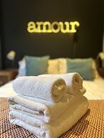 Unique Clifton Apartment on Historic Crescent