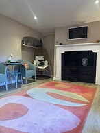 Unique Clifton Apartment on Historic Crescent