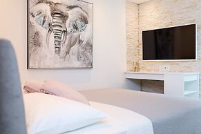 Hedera Estate, Hedera Studio 4