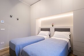 Blue Suite by Studio Vita