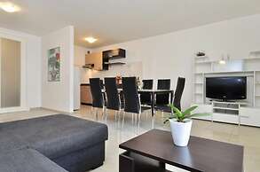 Adriatic Queen Residence