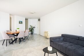 Adriatic Queen Residence