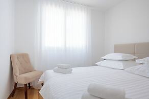 Adriatic Queen Residence