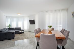 Adriatic Queen Residence