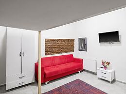 The Red Tent Suite 88