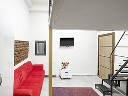 The Red Tent Suite 88