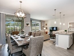 Stylish Home 4br, Priv Pool-bbq-golf Country Club