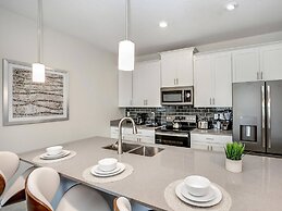 Stylish Home 4br, Priv Pool-bbq-golf Country Club