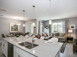 Stylish Home 4br, Priv Pool-bbq-golf Country Club