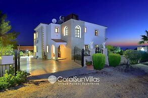 Away-from-it-all, Exceptional Sea Views Sleeps 10