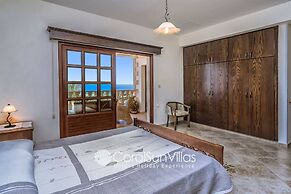 Away-from-it-all, Exceptional Sea Views Sleeps 10