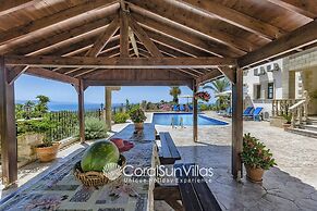 Away-from-it-all, Exceptional Sea Views Sleeps 10