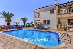 Away-from-it-all, Exceptional Sea Views Sleeps 10