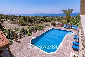 Away-from-it-all, Exceptional Sea Views Sleeps 10
