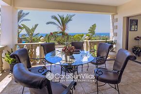 Away-from-it-all, Exceptional Sea Views Sleeps 10