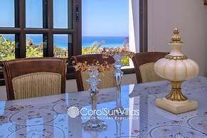 Away-from-it-all, Exceptional Sea Views Sleeps 10