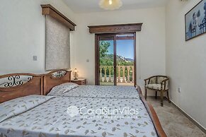 Away-from-it-all, Exceptional Sea Views Sleeps 10