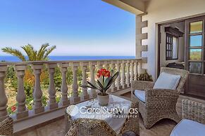 Away-from-it-all, Exceptional Sea Views Sleeps 10
