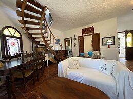 Spacious Maisonette on the 