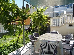 Spacious Holiday House Domenico