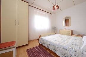 Spacious Holiday House Domenico