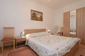 Spacious Holiday House Domenico