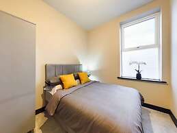 Gibson Manor Apartments