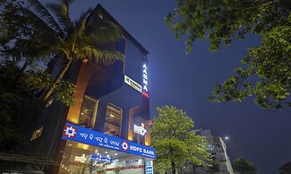 Treebo Aasma Downtown