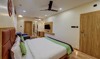 Treebo Aasma Downtown