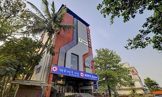 Treebo Aasma Downtown