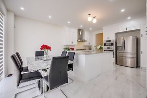 Aaira Suites Luxury Villa