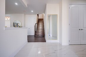 Aaira Suites Luxury Villa