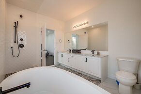 Aaira Suites Luxury Villa