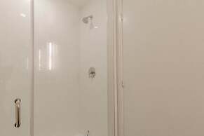 Aaira Suites 3 Bedroom Condo