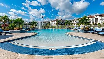 Cozy Kingdom Retreat