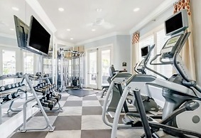 Cozy Kingdom Retreat